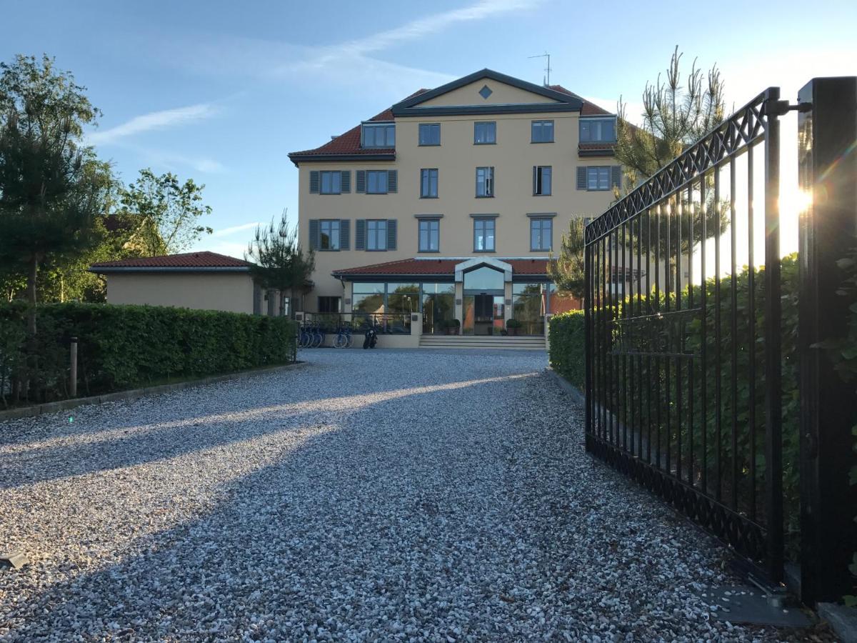 Hotel Bretagne Hornbæk Екстериор снимка